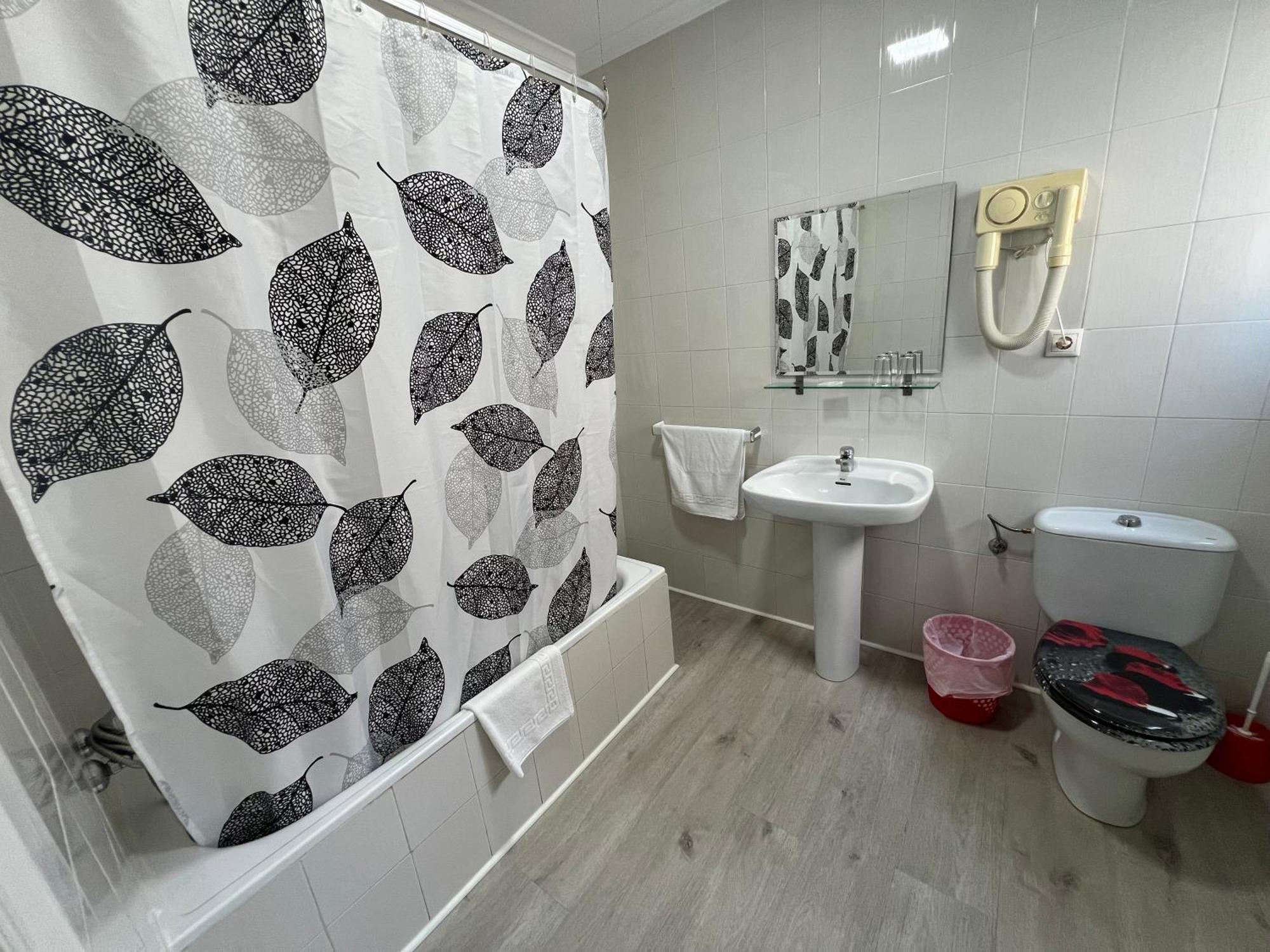 Hotel Dila Velez Malaga Zewnętrze zdjęcie